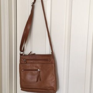 Supple Leather purse. Spotless, inside and out.